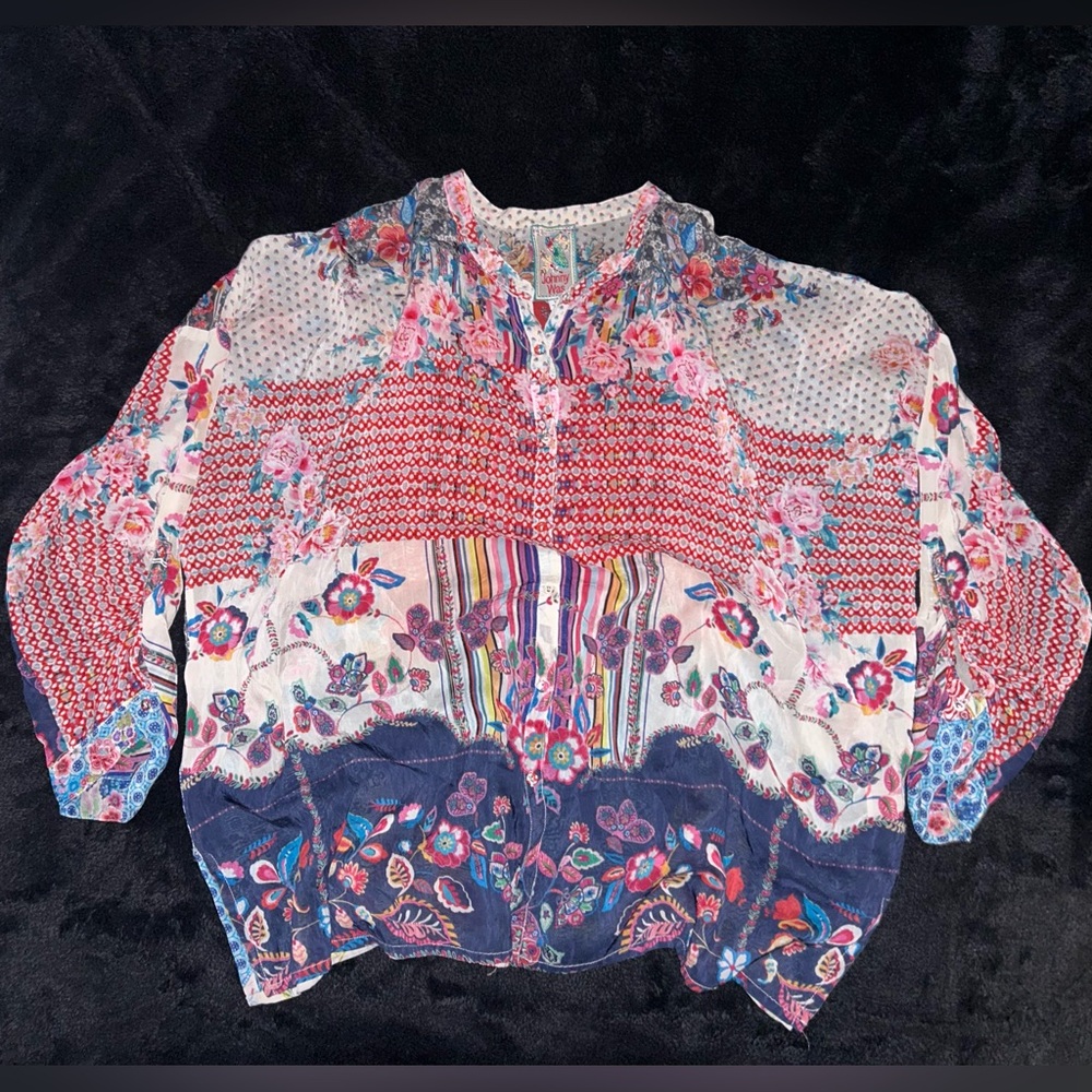 -Johnny Was Floral Patchwork Button Rayon Blouse
-Size XXL